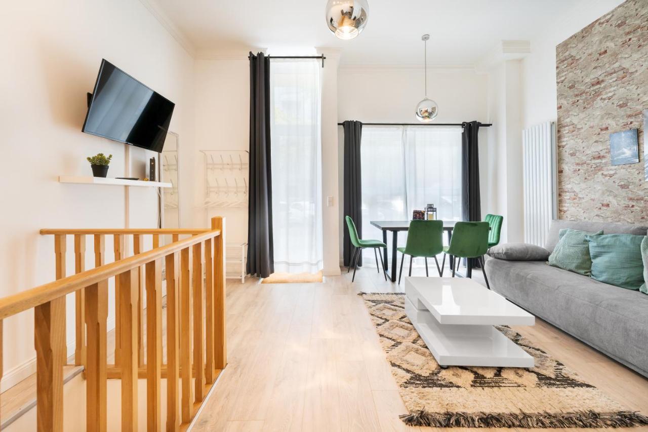 The Mierendorf Ii, Comfortable Group & Family Apartment, 1Br, 1 Living Room, Ideal For 2 - 4 Guests — Photos 3